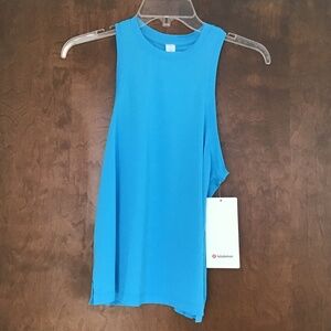 LuLuLemon Women’s sz 4 Ultralight Hip Length Tank Top Kayak Blue NWT
